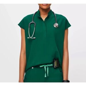 figs rafaela scrub top hunter green size small po 1264